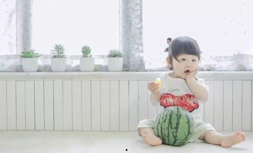 儿童摄影弄堂吃瓜,弄堂里的吃瓜时光